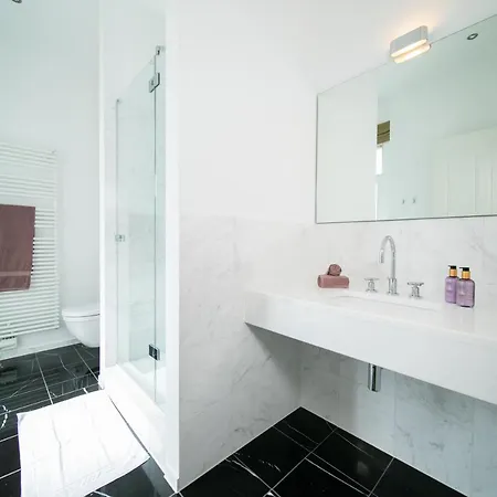 Apartment Luxe - 180 Sqm - Balkon - Parkplatz - Messe Dusseldorf