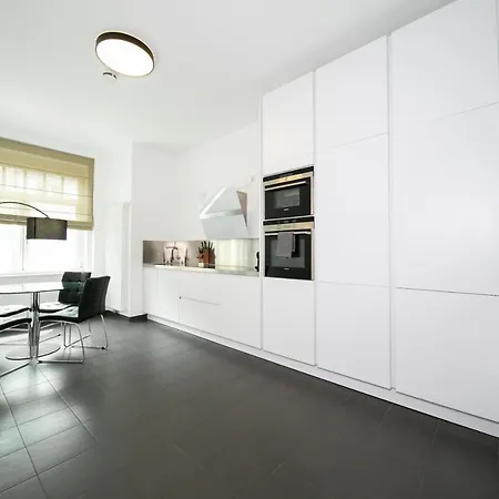 Apartamento Luxe - 180 Sqm - Balkon - Parkplatz - Messe *
